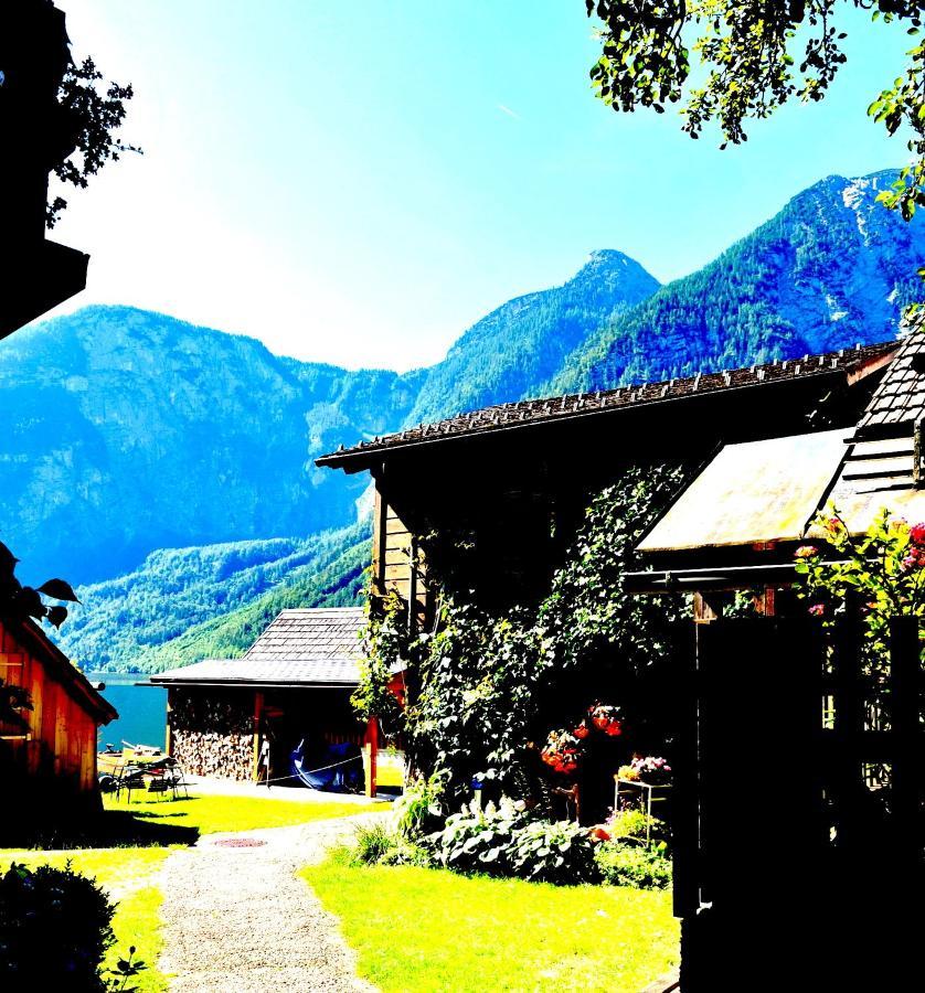 هالشتات Haus Am Hof - 15Th Century House At The Lake, Near The Marketplace, With A Balcony المظهر الخارجي الصورة