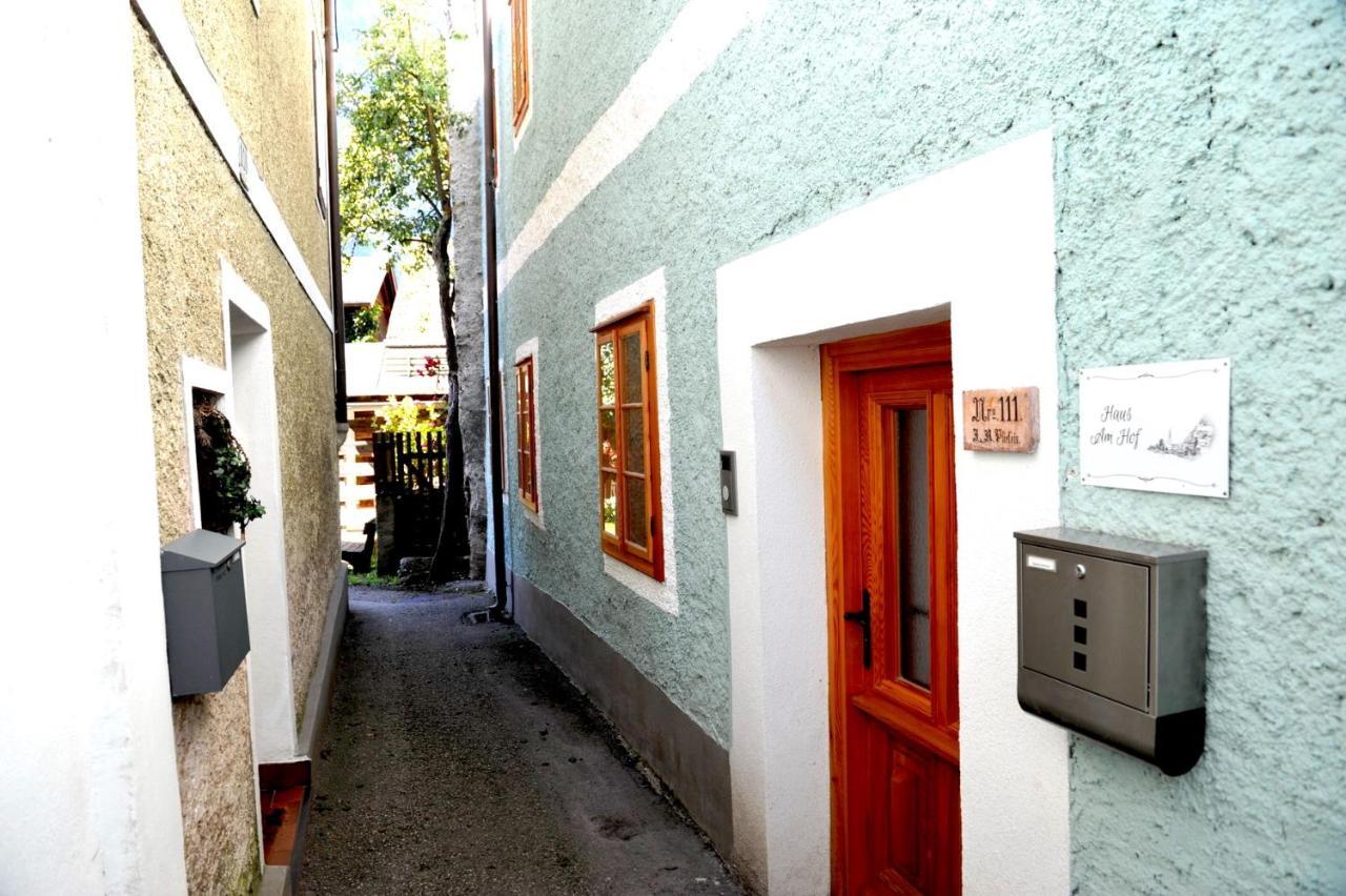 هالشتات Haus Am Hof - 15Th Century House At The Lake, Near The Marketplace, With A Balcony المظهر الخارجي الصورة